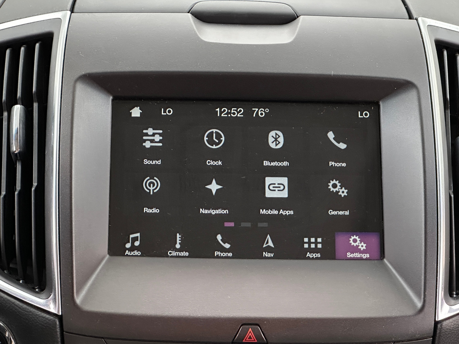 Thumbnail: 2018 Ford Edge - 3