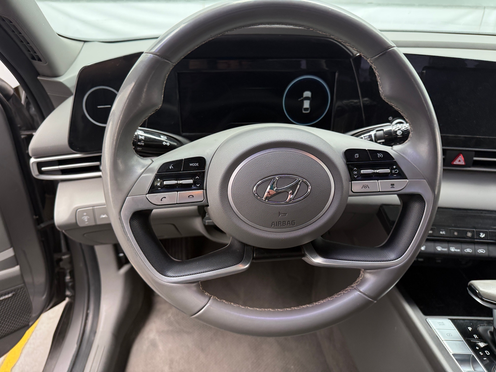 Thumbnail: 2022 Hyundai Elantra - 5