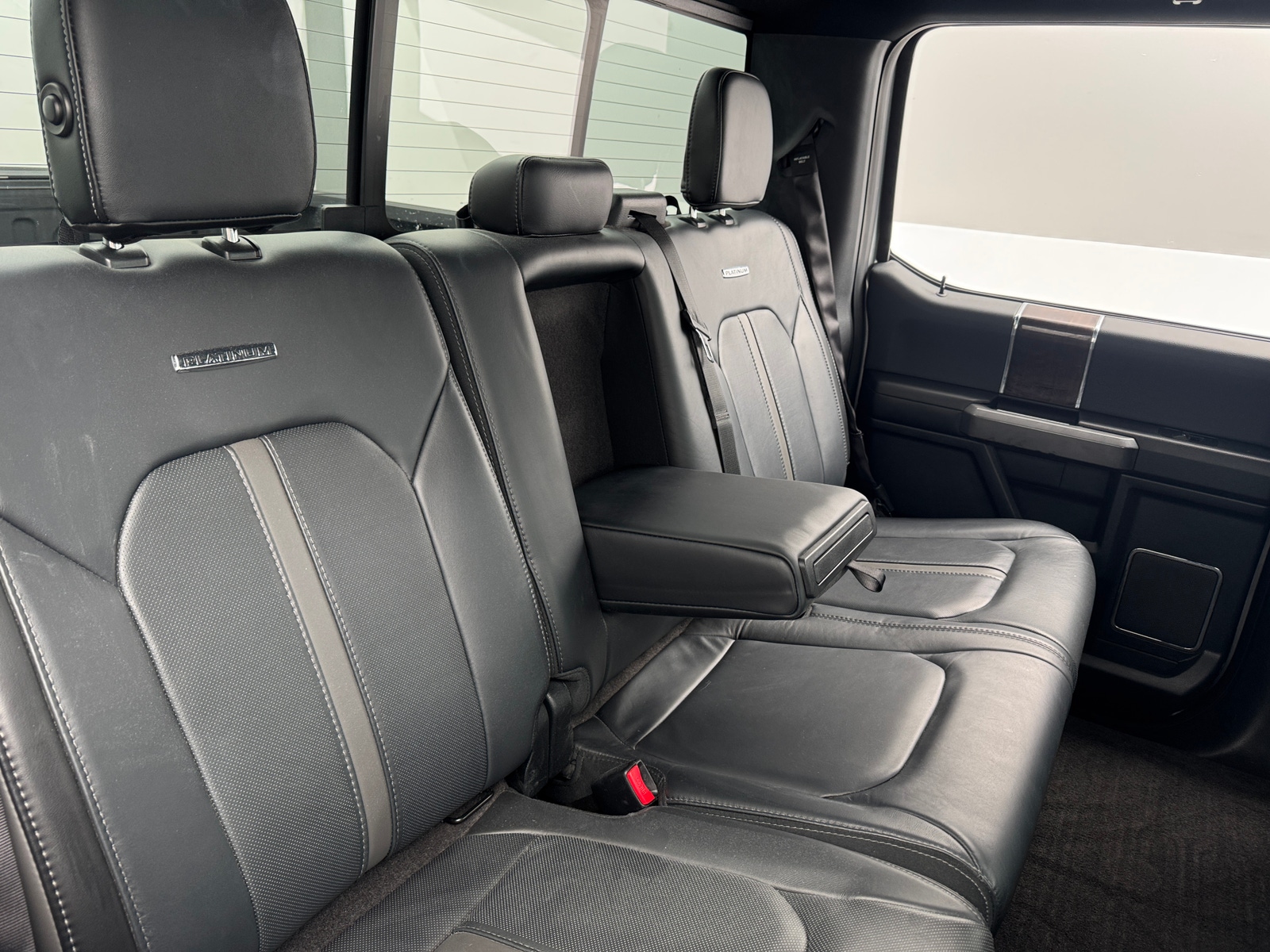 Thumbnail: 2017 Ford Econoline - 5