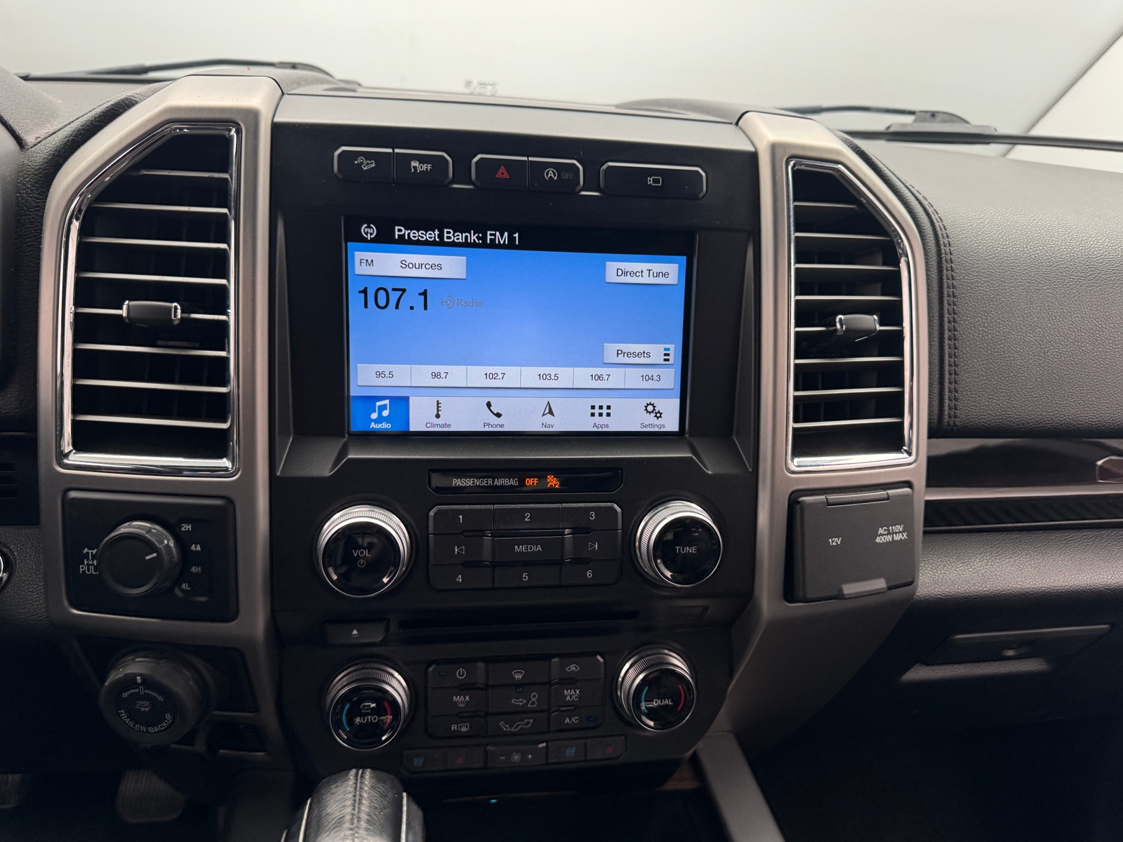 Thumbnail: 2017 Ford Econoline - 3