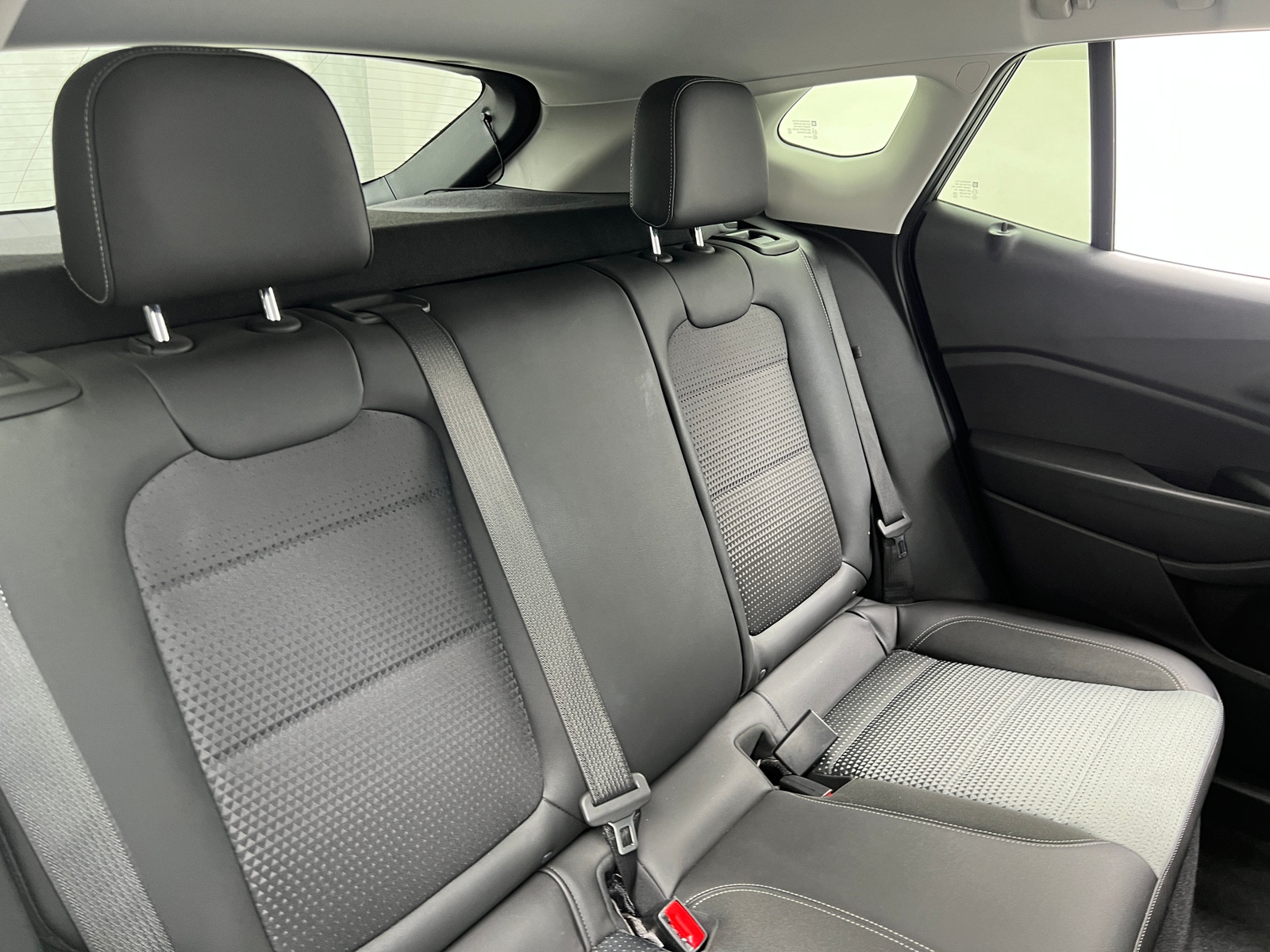 Thumbnail: 2025 Chevrolet Trax - 6