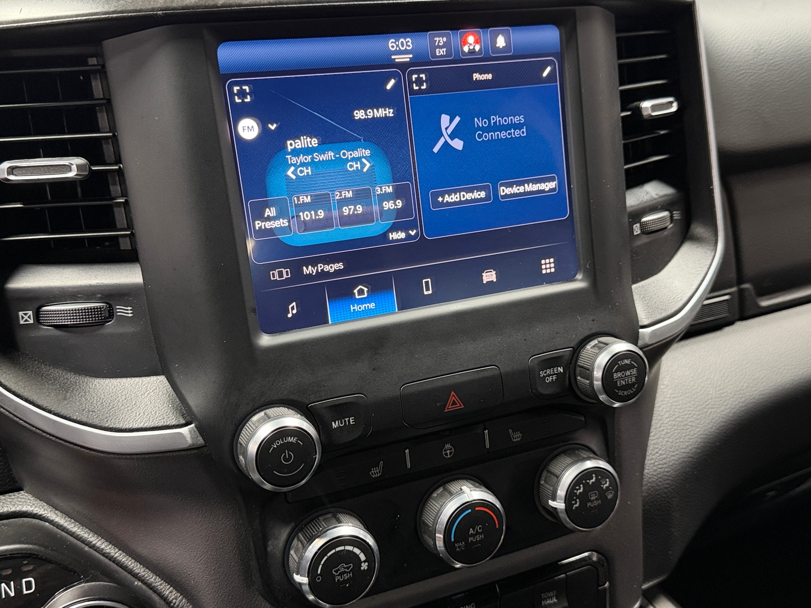 Thumbnail: 2023 RAM 1500 - 4