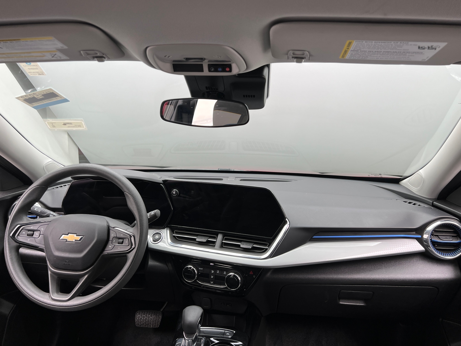 Thumbnail: 2025 Chevrolet Trax - 3