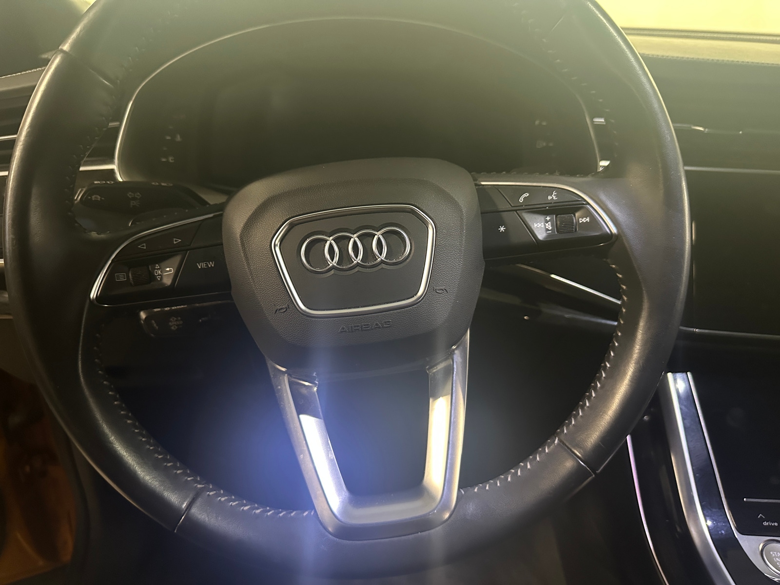 Thumbnail: 2020 Audi Q8 - 4