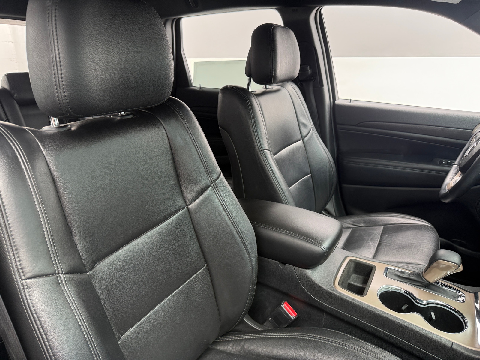 Thumbnail: 2016 Jeep Grand Cherokee - 2