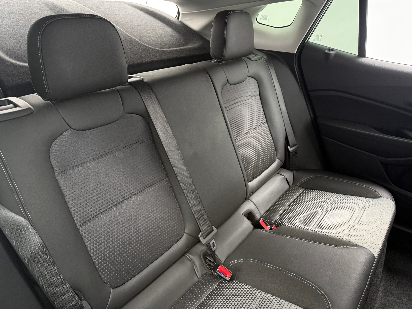 Thumbnail: 2025 Chevrolet Trax - 6