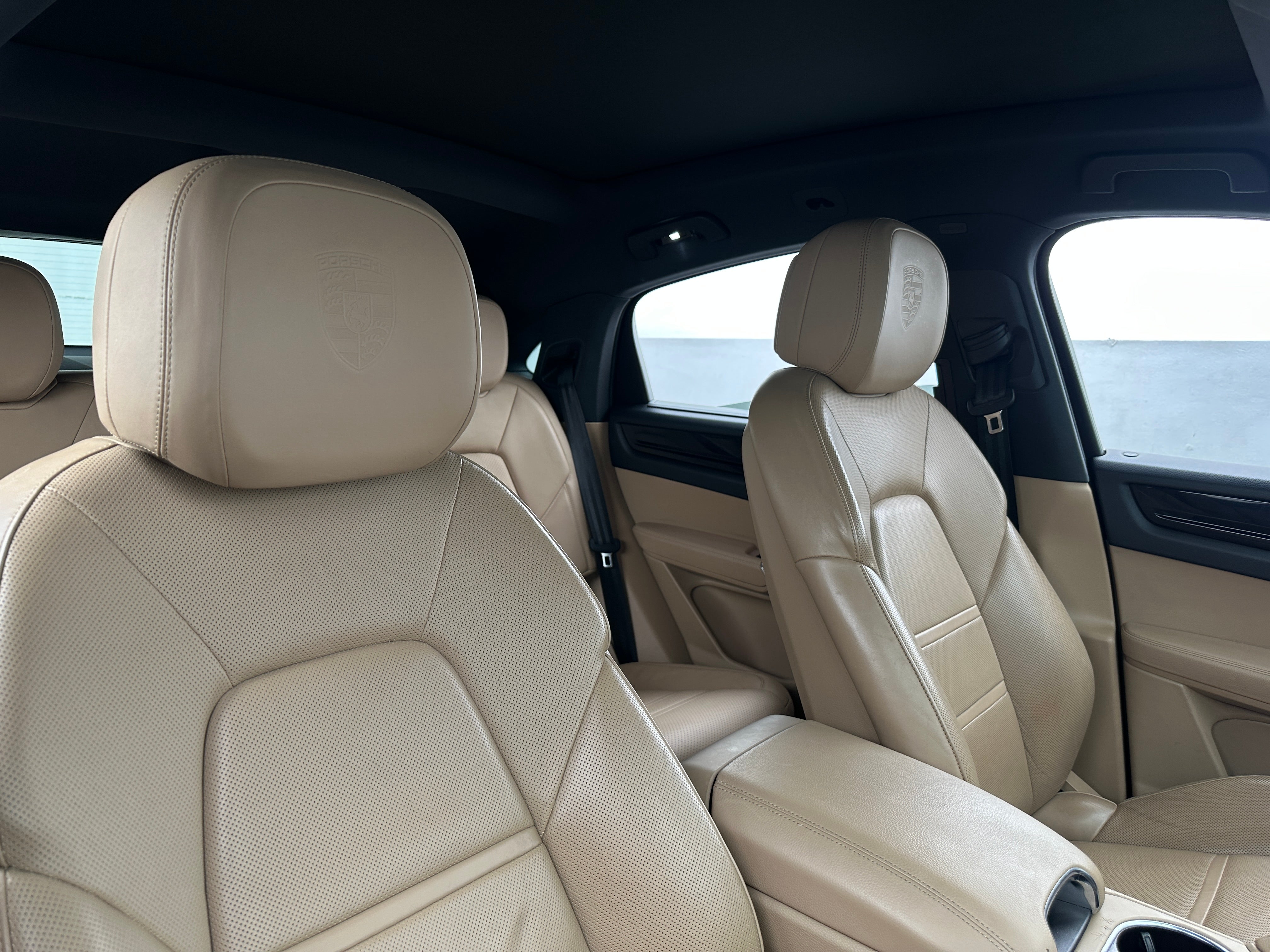 2021 Porsche Cayenne Coup