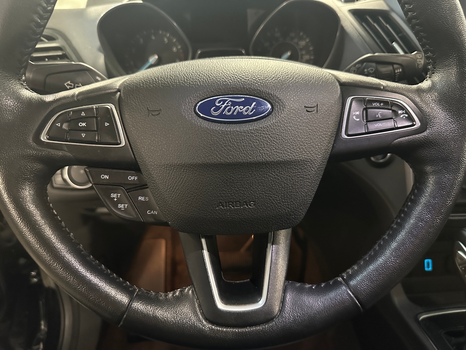 Thumbnail: 2019 Ford Escape - 4