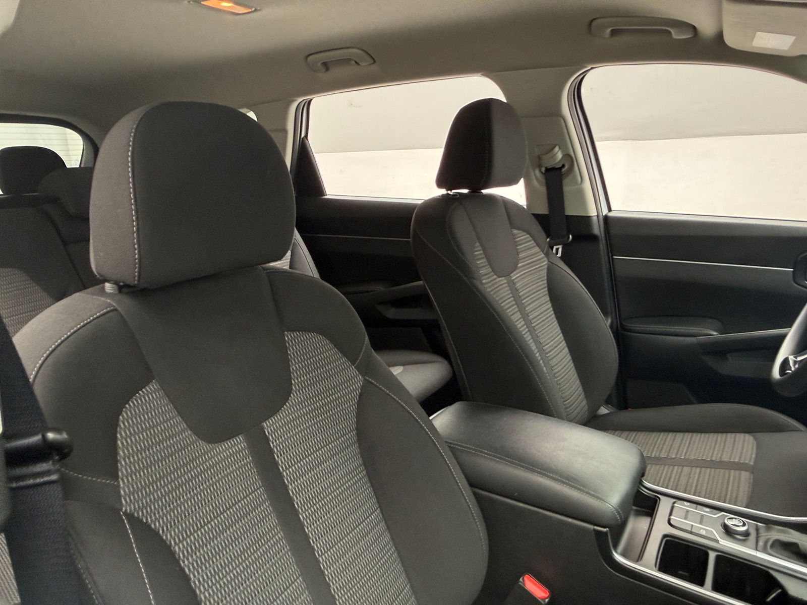 Thumbnail: 2023 Kia Sorento - 2