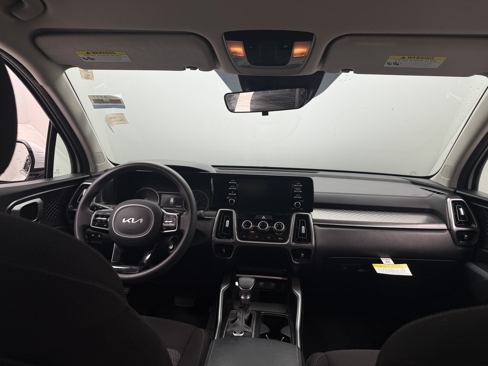 Thumbnail: 2023 Kia Sorento - 3