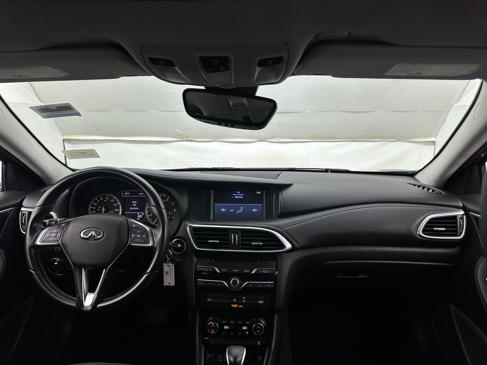 Thumbnail: 2018 INFINITI QX30 - 2