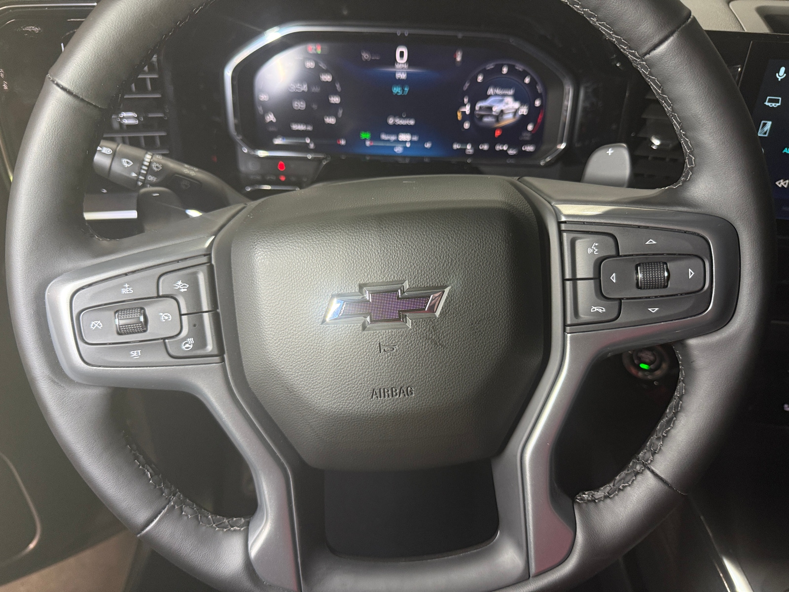 Thumbnail: 2026 Chevrolet Silverado 1500 - 5