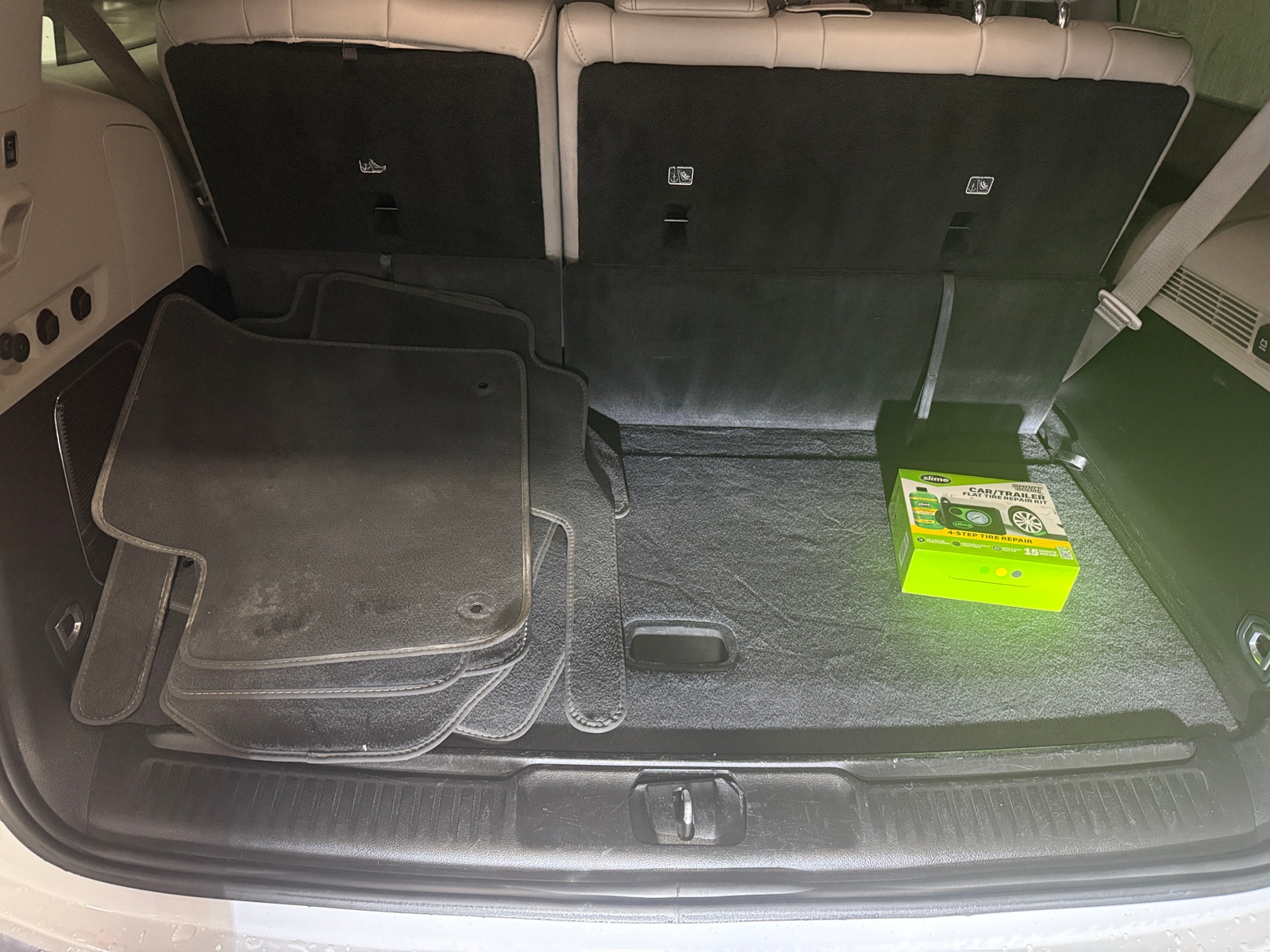 Thumbnail: 2024 Jeep Wagoneer - 6