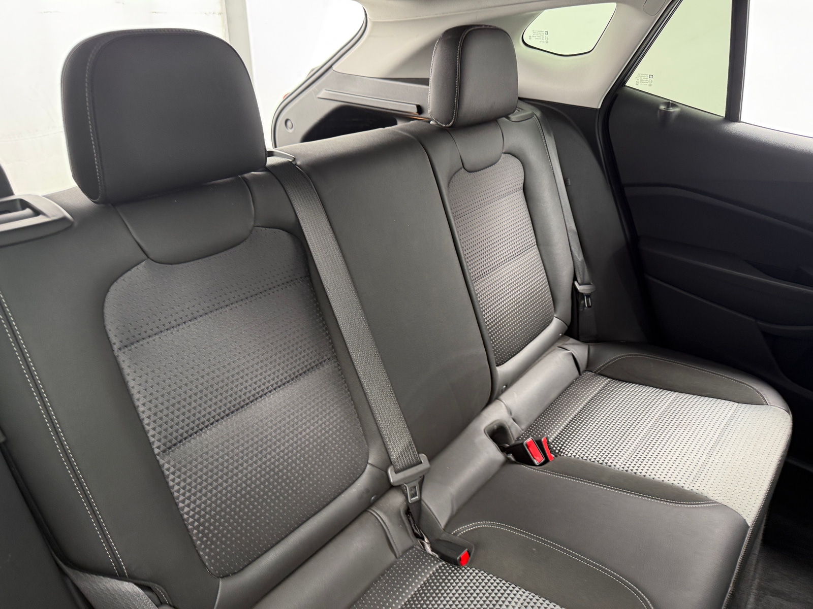 Thumbnail: 2025 Chevrolet Trax - 6