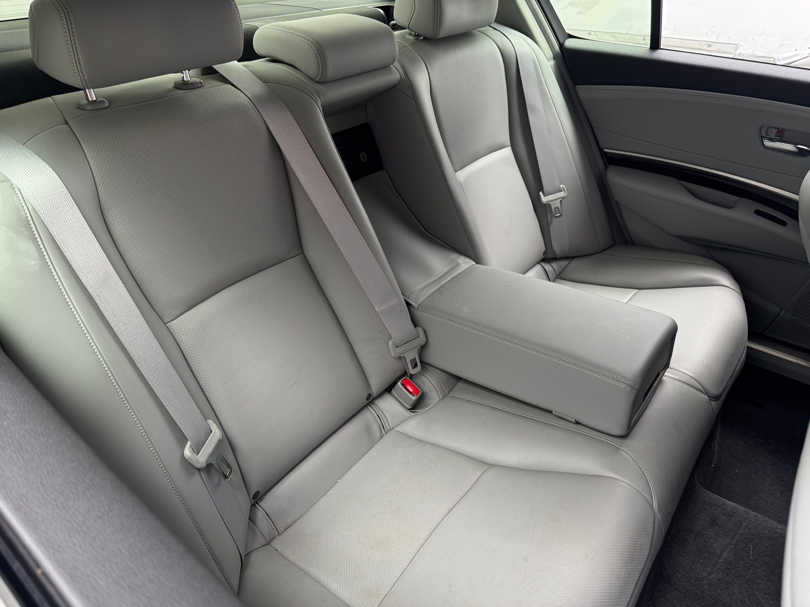 Thumbnail: 2014 Acura RLX - 5