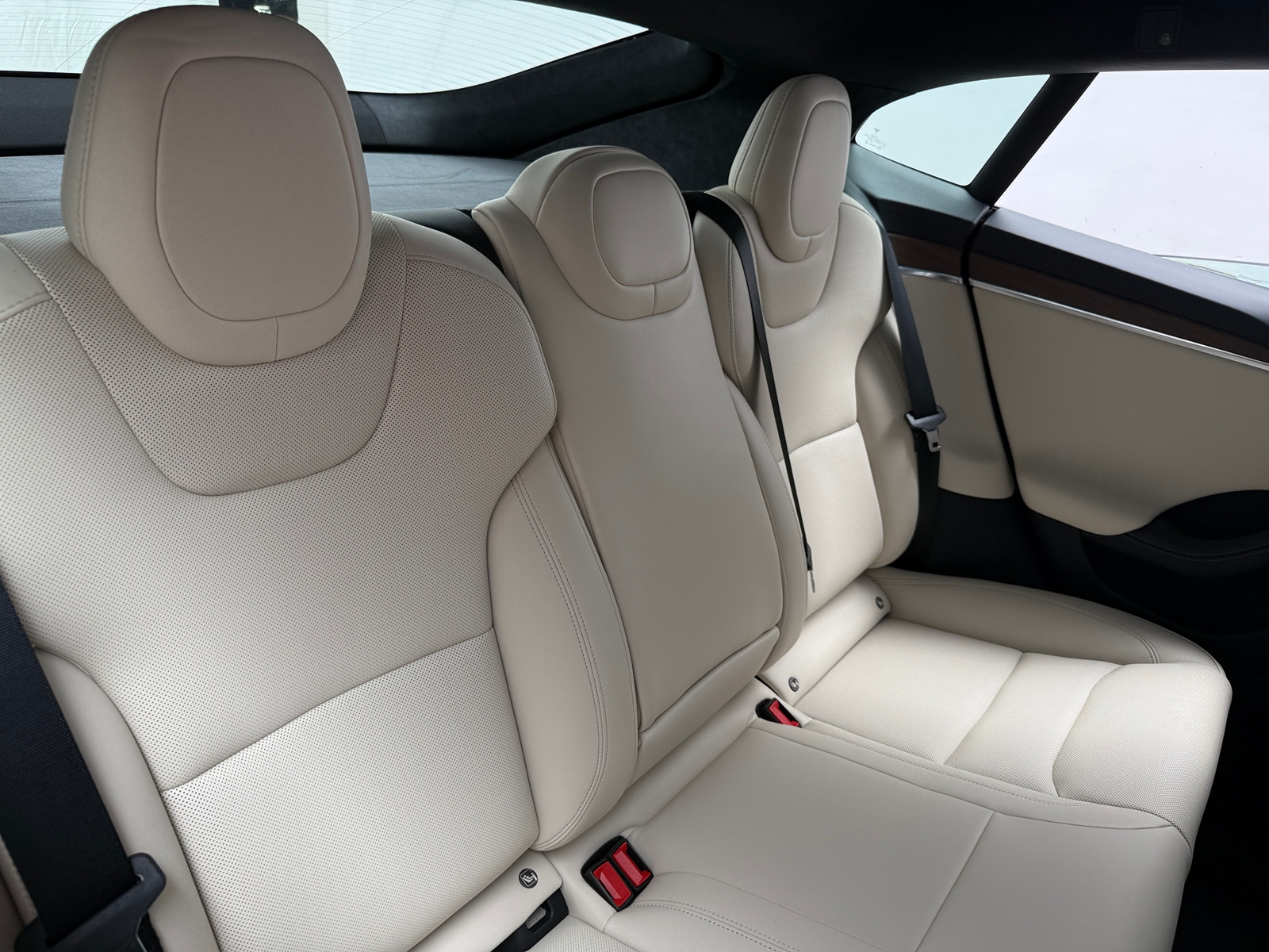 Thumbnail: 2023 Tesla Model S - 5