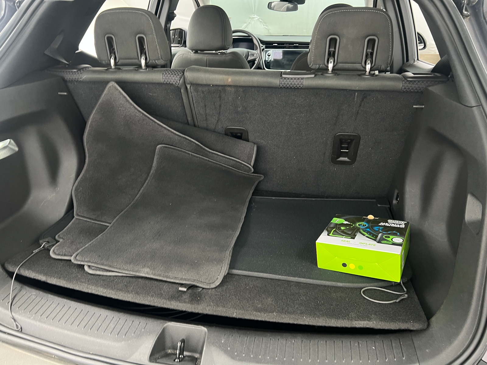 Thumbnail: 2023 Chevrolet Bolt EUV - 7
