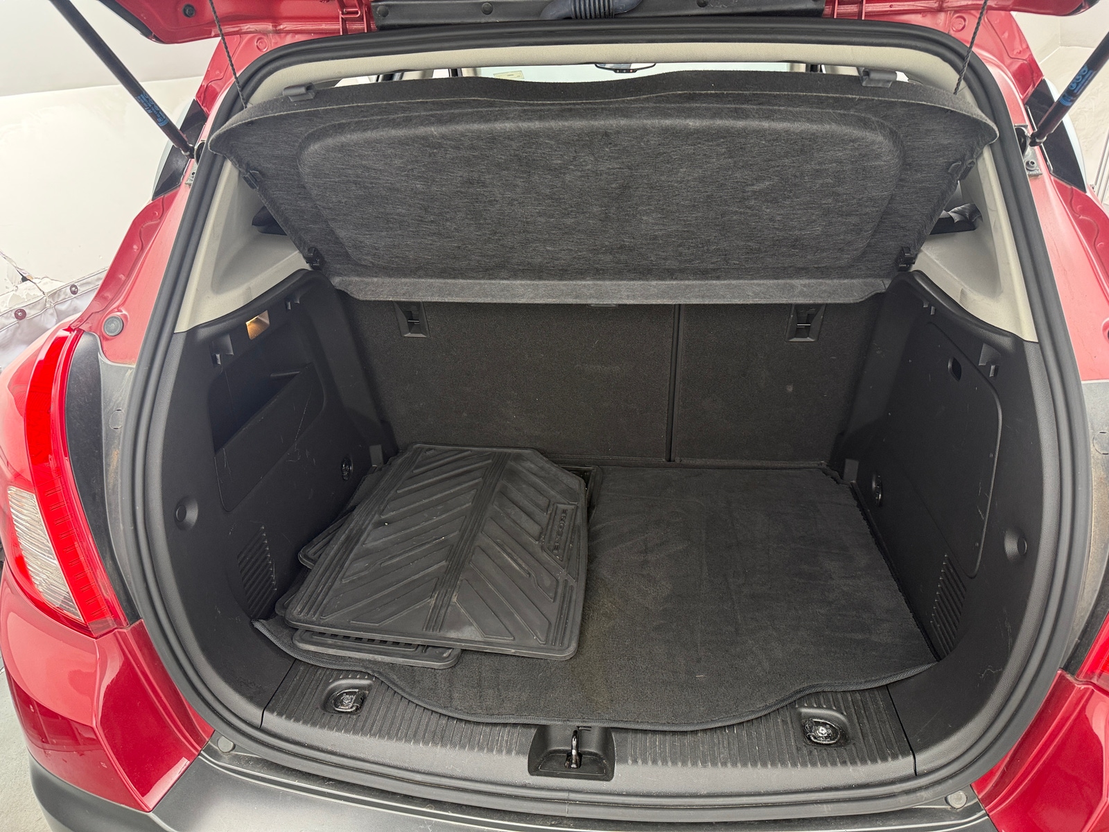 Thumbnail: 2016 Buick Encore - 6