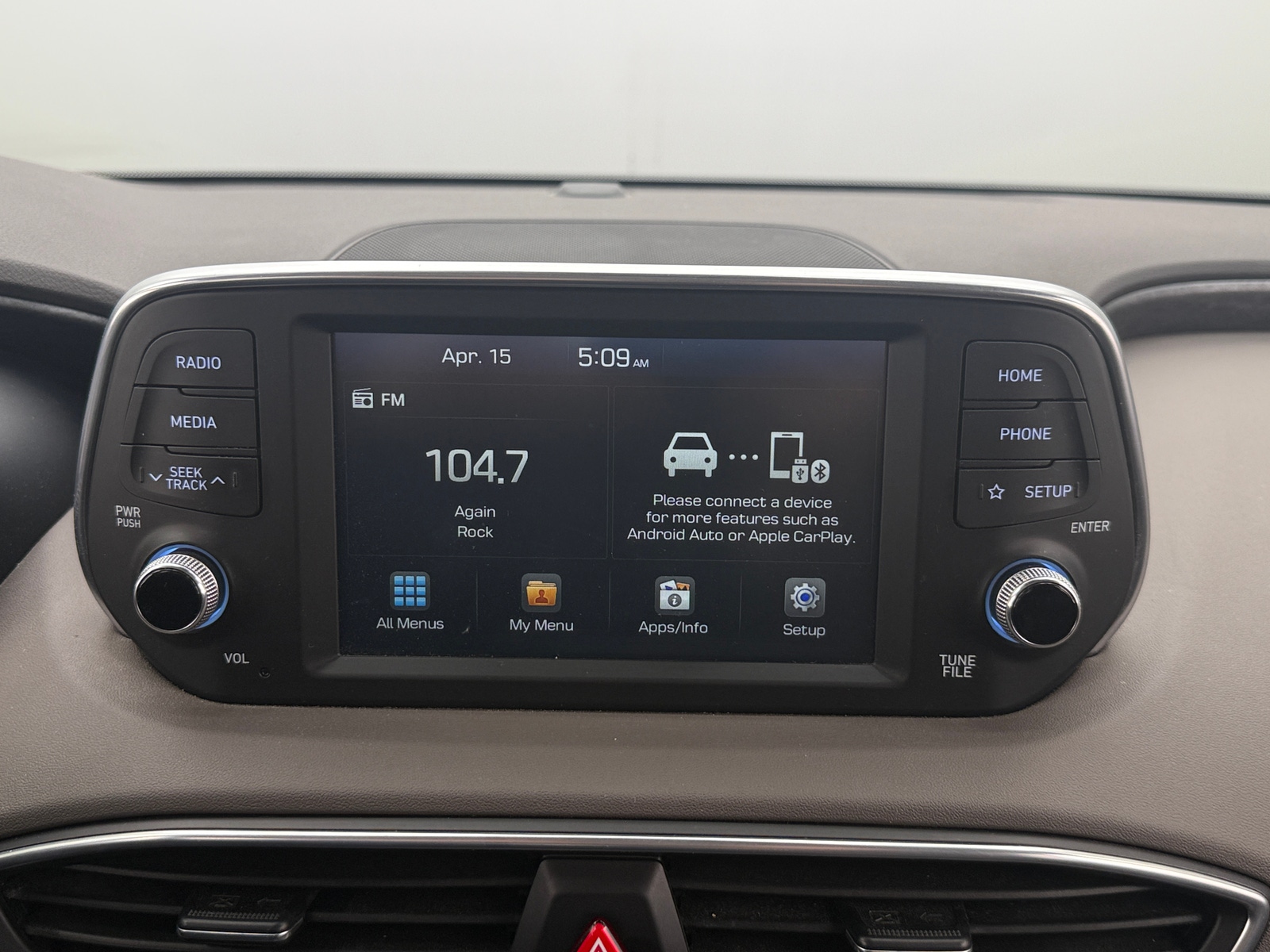 Thumbnail: 2019 Hyundai Santa Fe - 4