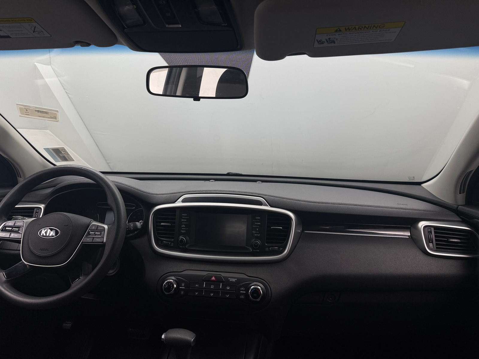 Thumbnail: 2020 Kia Sorento - 3