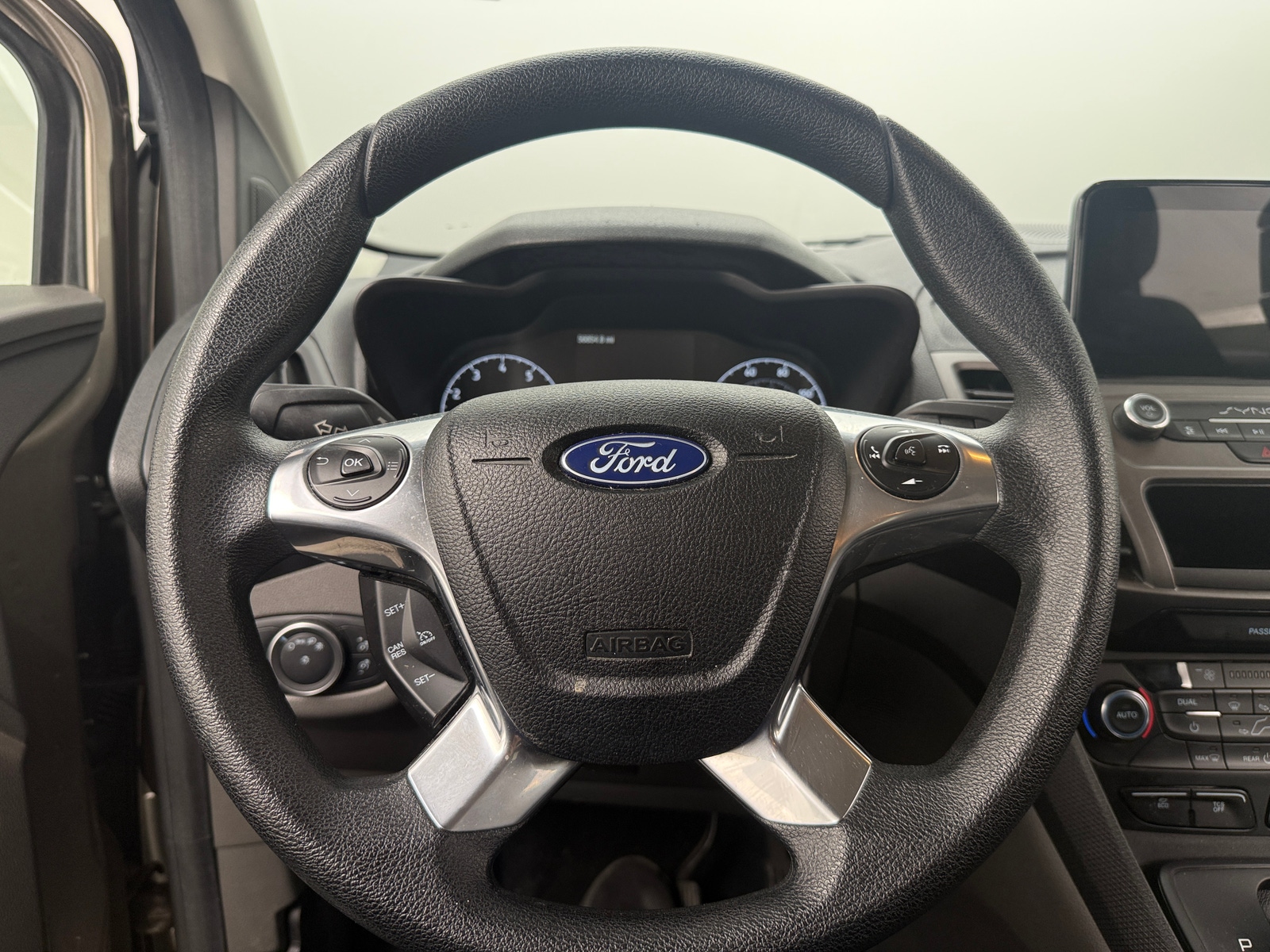 Thumbnail: 2019 Ford Transit Series - 5
