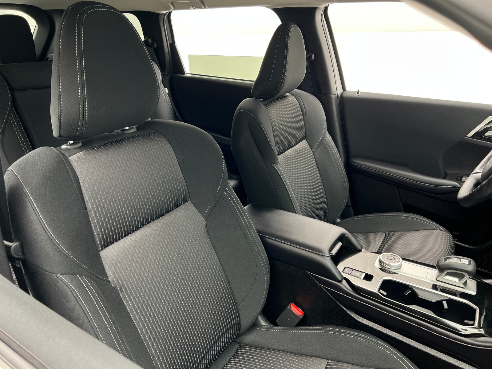 Thumbnail: 2025 Mitsubishi Outlander - 2