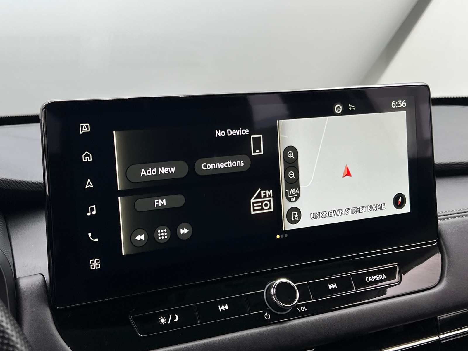 Thumbnail: 2025 Mitsubishi Outlander - 4