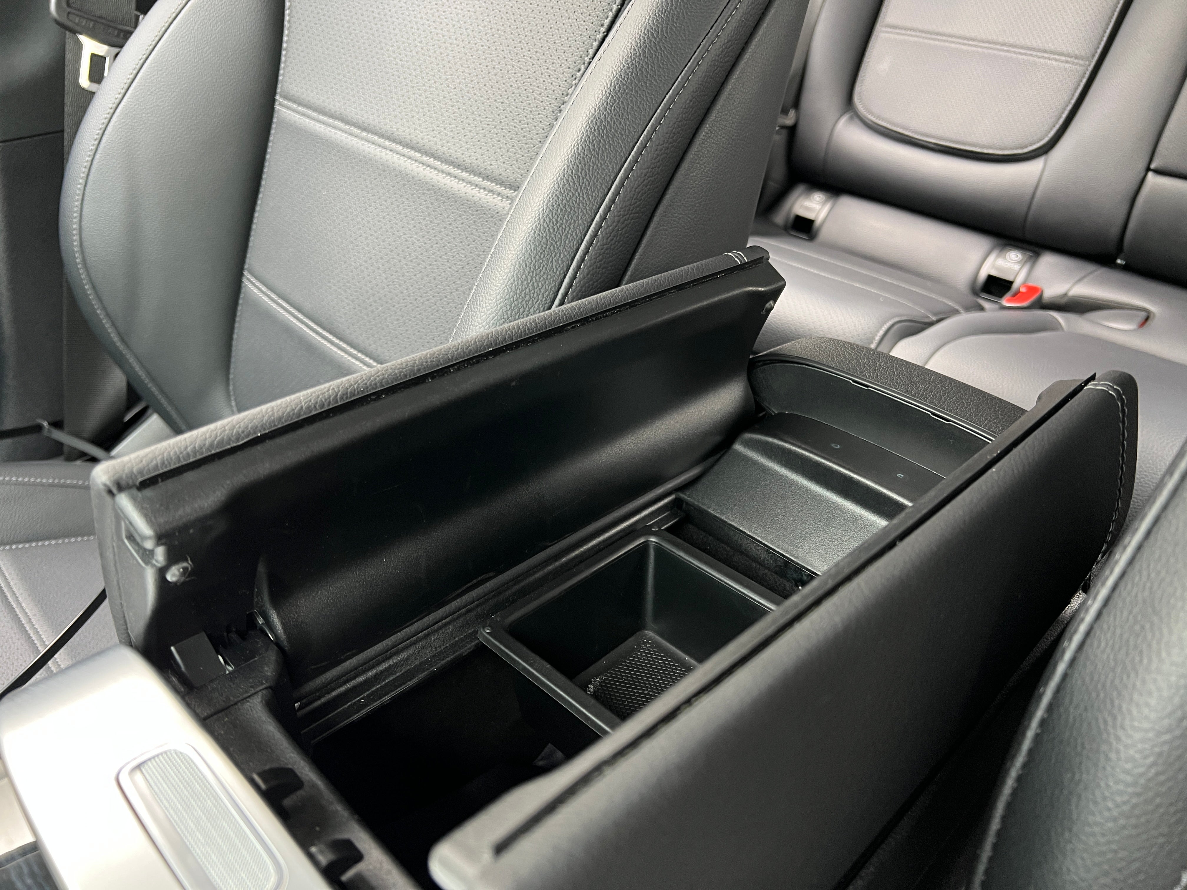 2025 Mercedes-Benz GLC Base - Photo 17