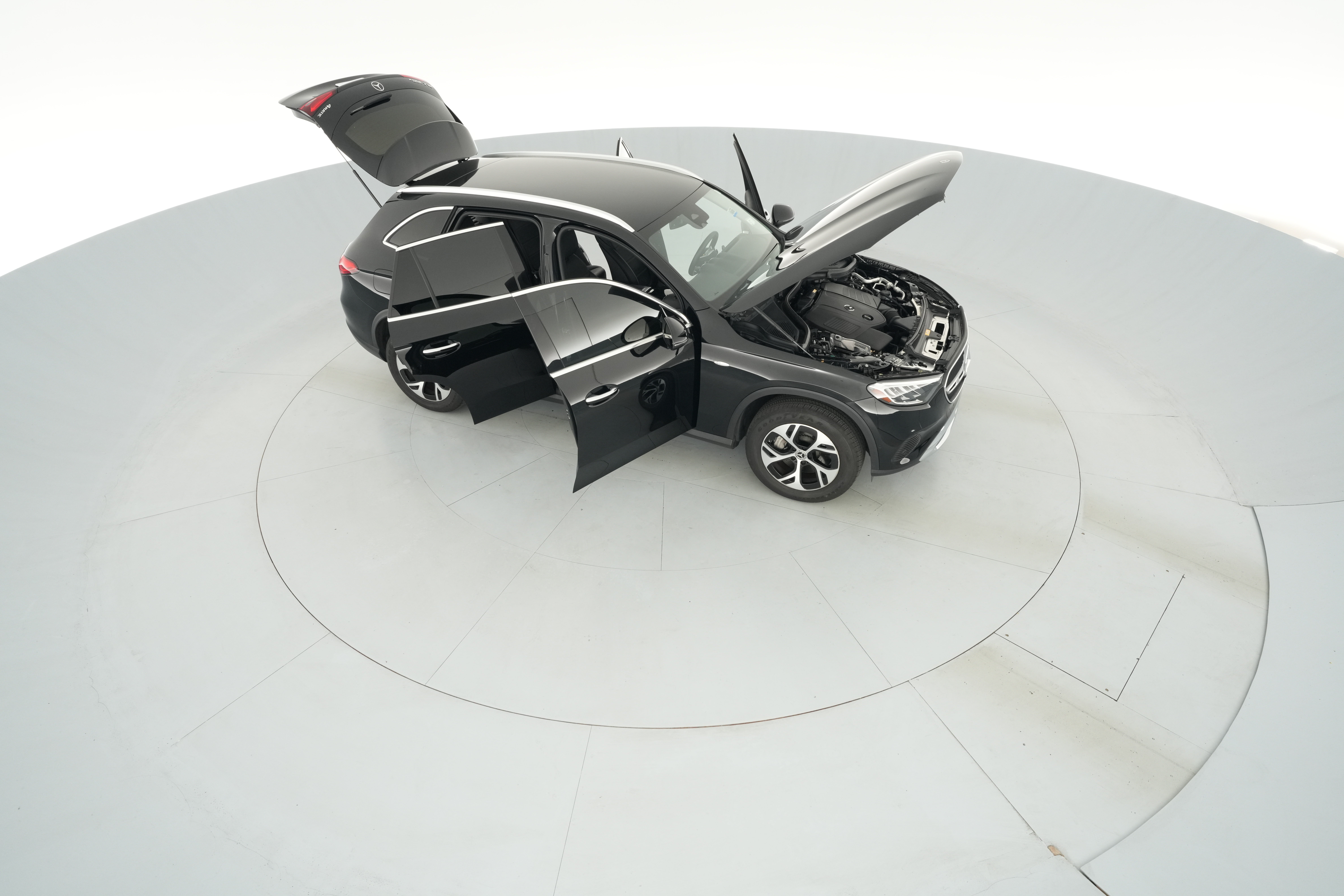 2025 Mercedes-Benz GLC Base - Photo 54