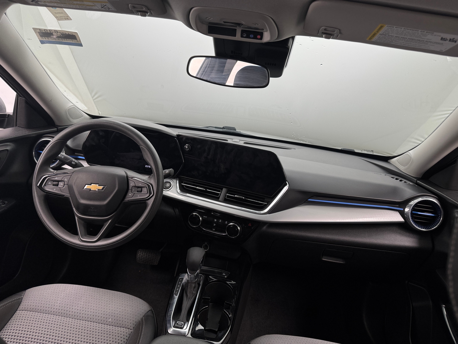Thumbnail: 2025 Chevrolet Trax - 3