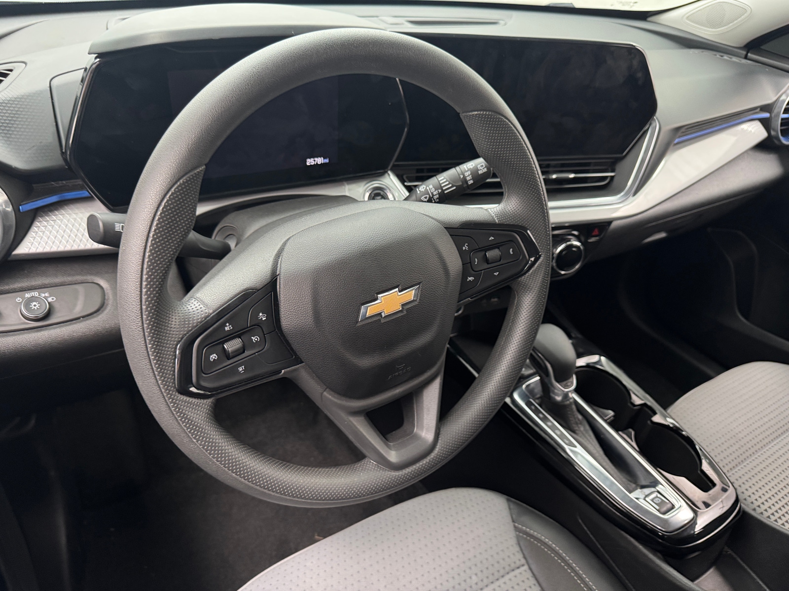 Thumbnail: 2025 Chevrolet Trax - 5