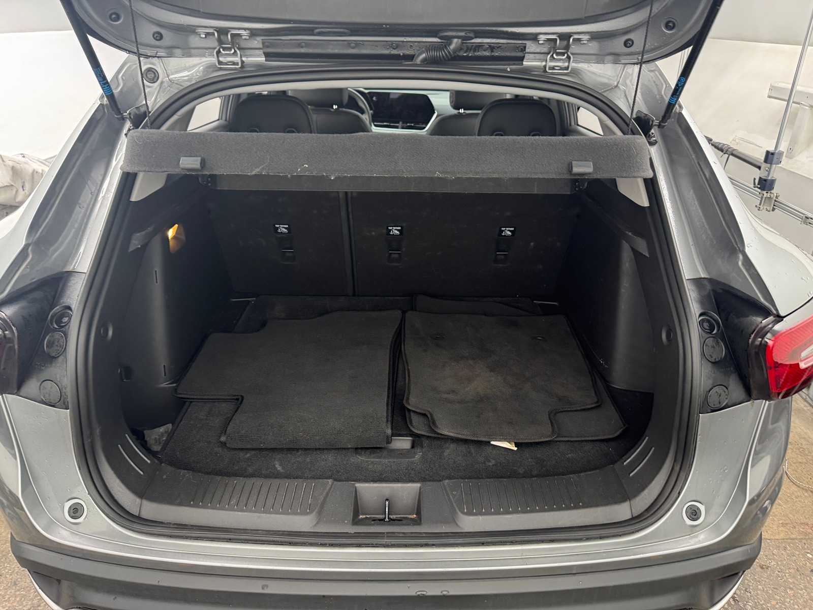 Thumbnail: 2025 Chevrolet Trax - 7
