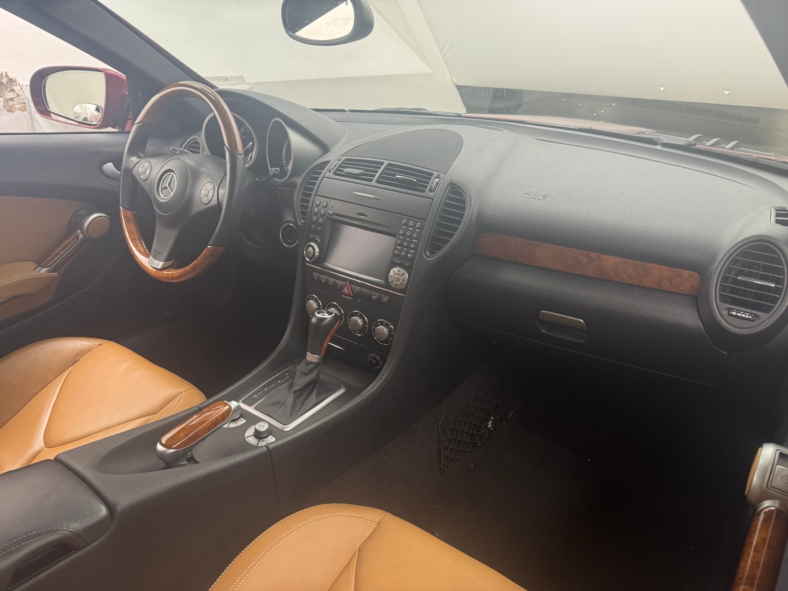 Thumbnail: 2010 Mercedes-Benz SLK - 2