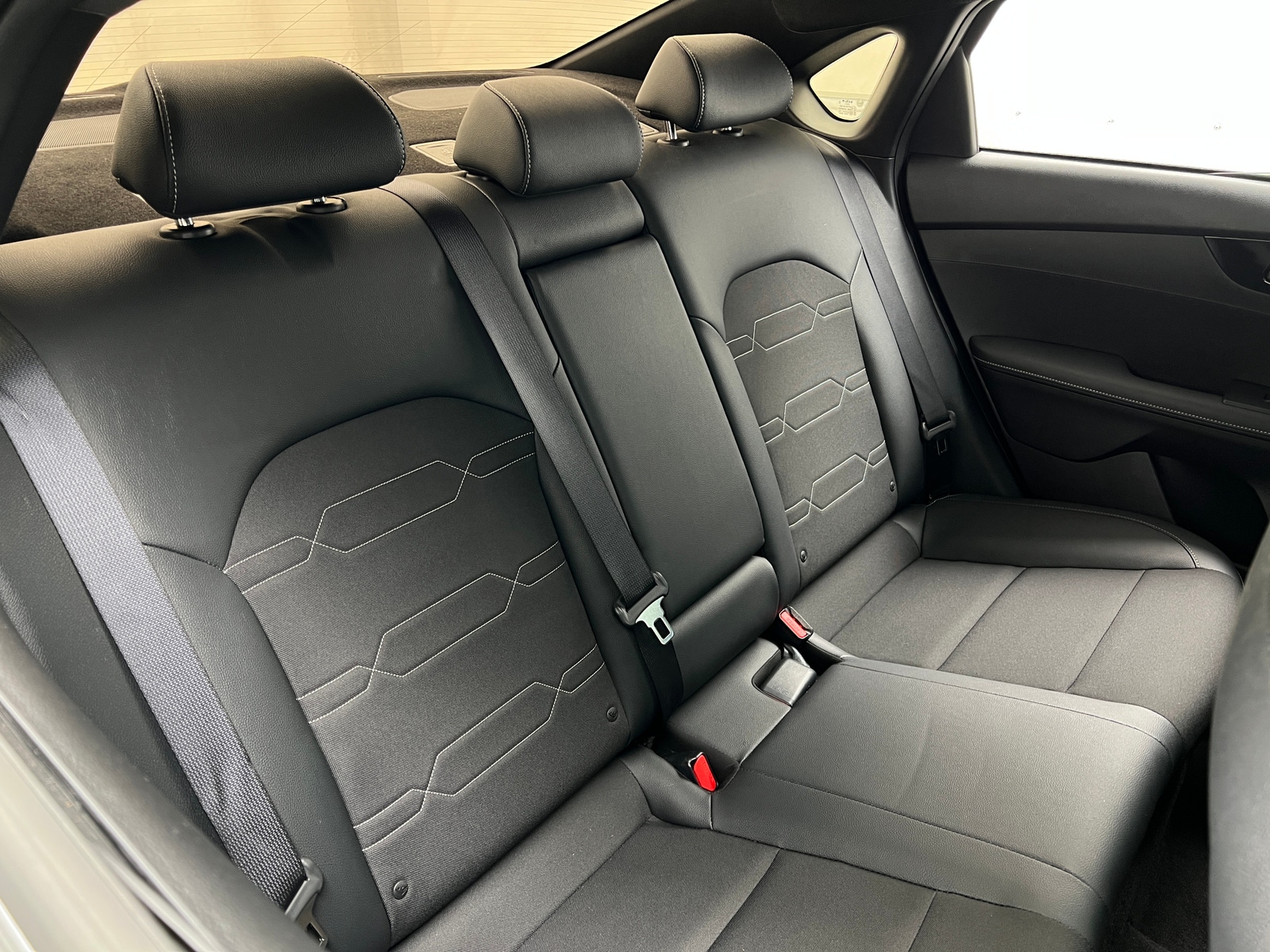 Thumbnail: 2024 Kia Forte - 6