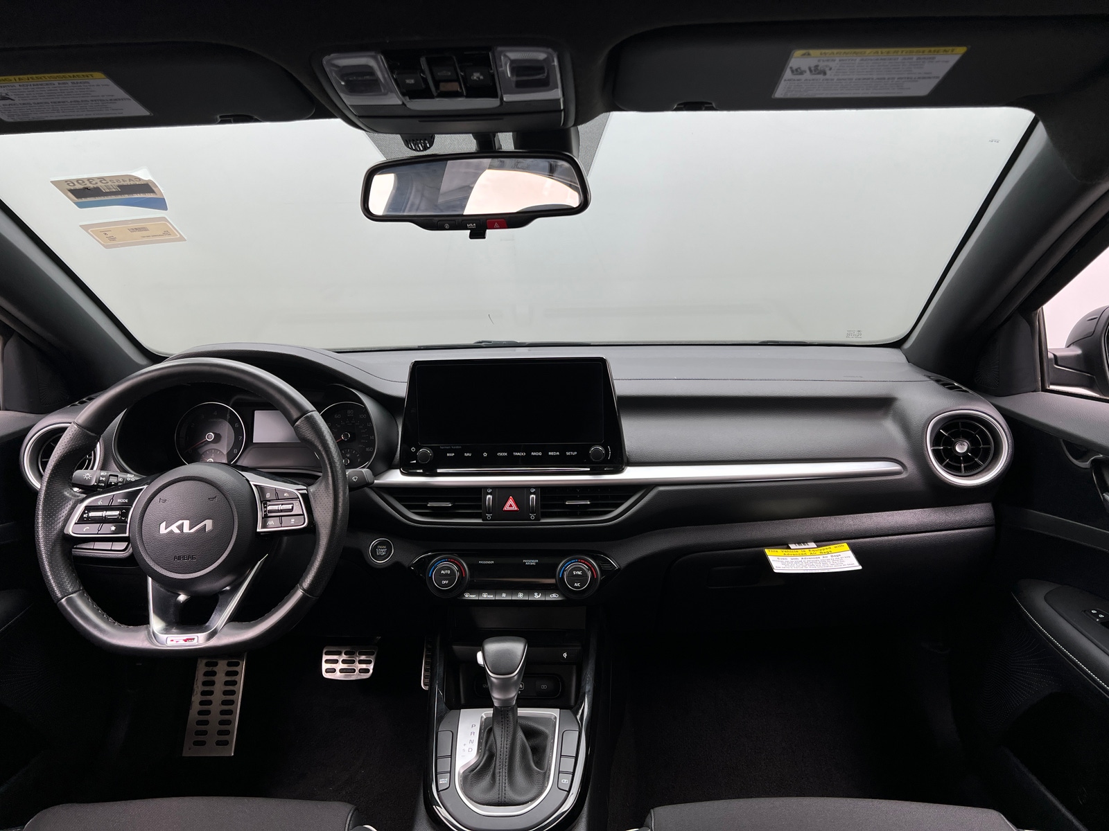 Thumbnail: 2024 Kia Forte - 3