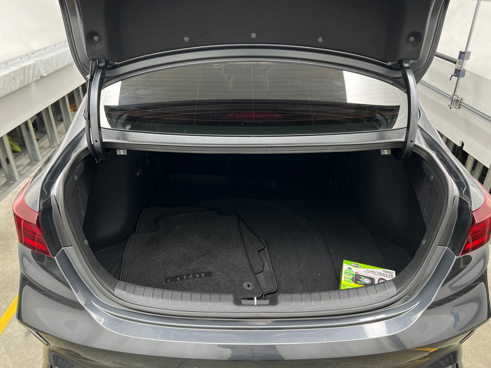 Thumbnail: 2024 Kia Forte - 7