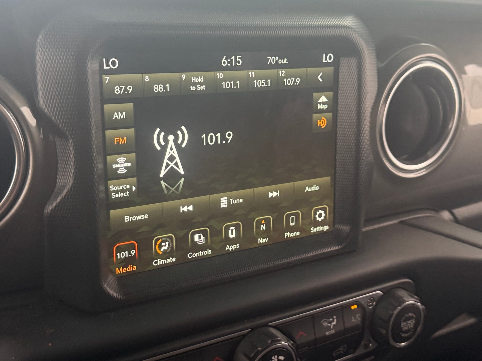 Thumbnail: 2023 Jeep Wrangler - 4