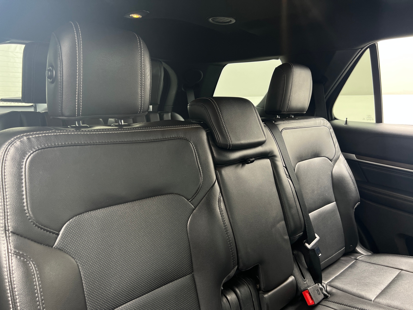 Thumbnail: 2018 Ford Explorer - 5