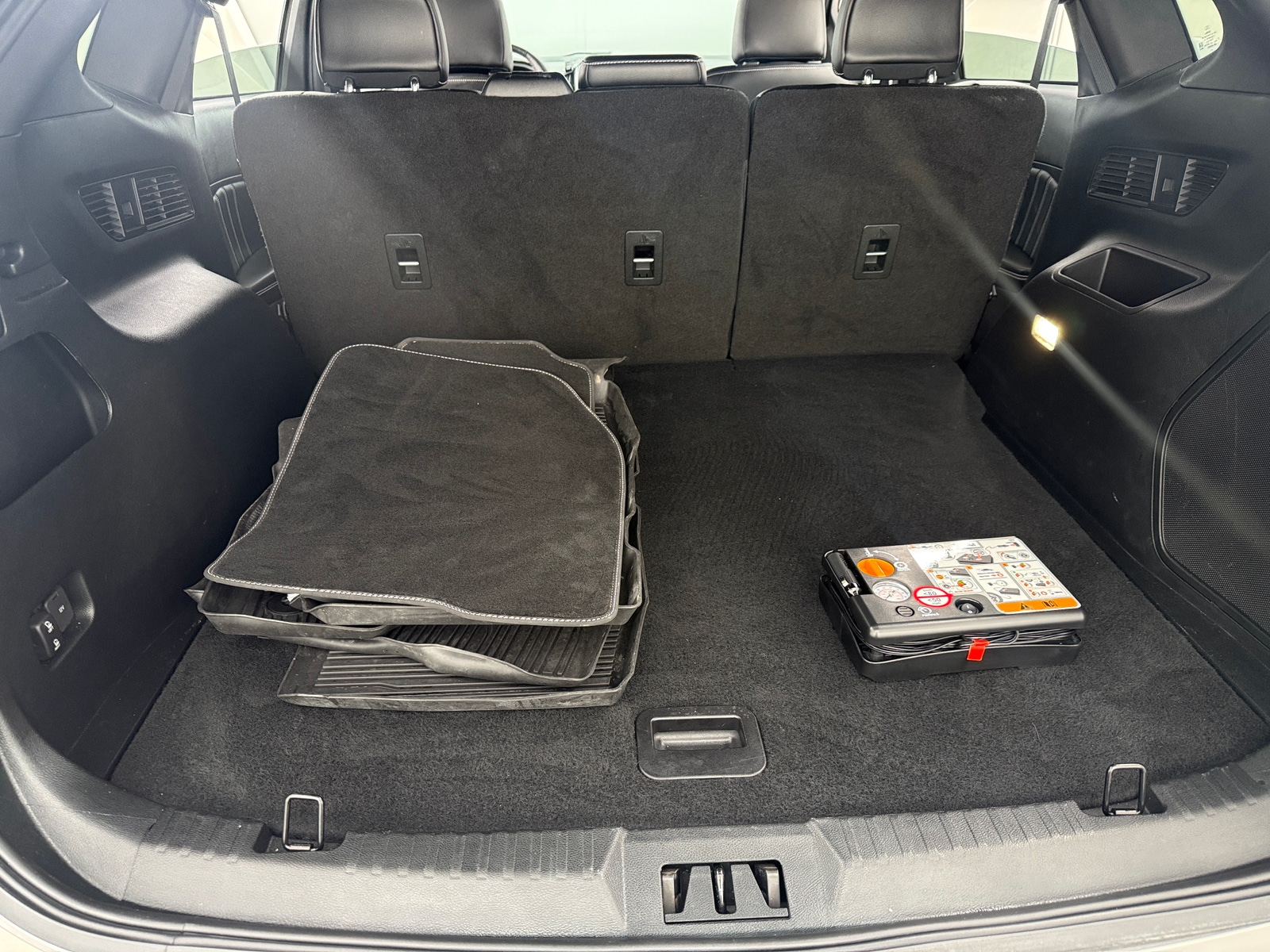 Thumbnail: 2022 Ford Edge - 6