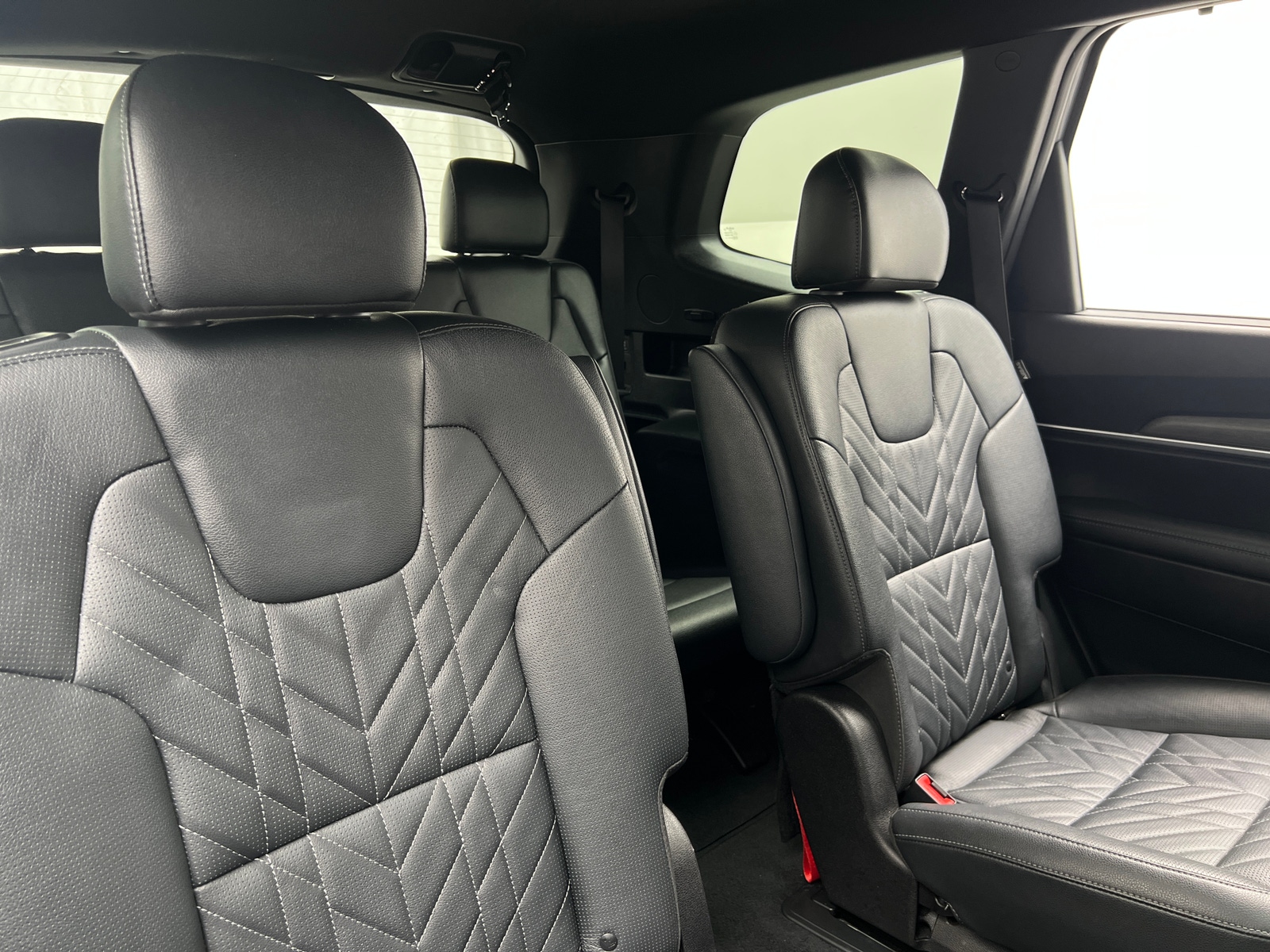 Thumbnail: 2023 Kia Telluride - 5