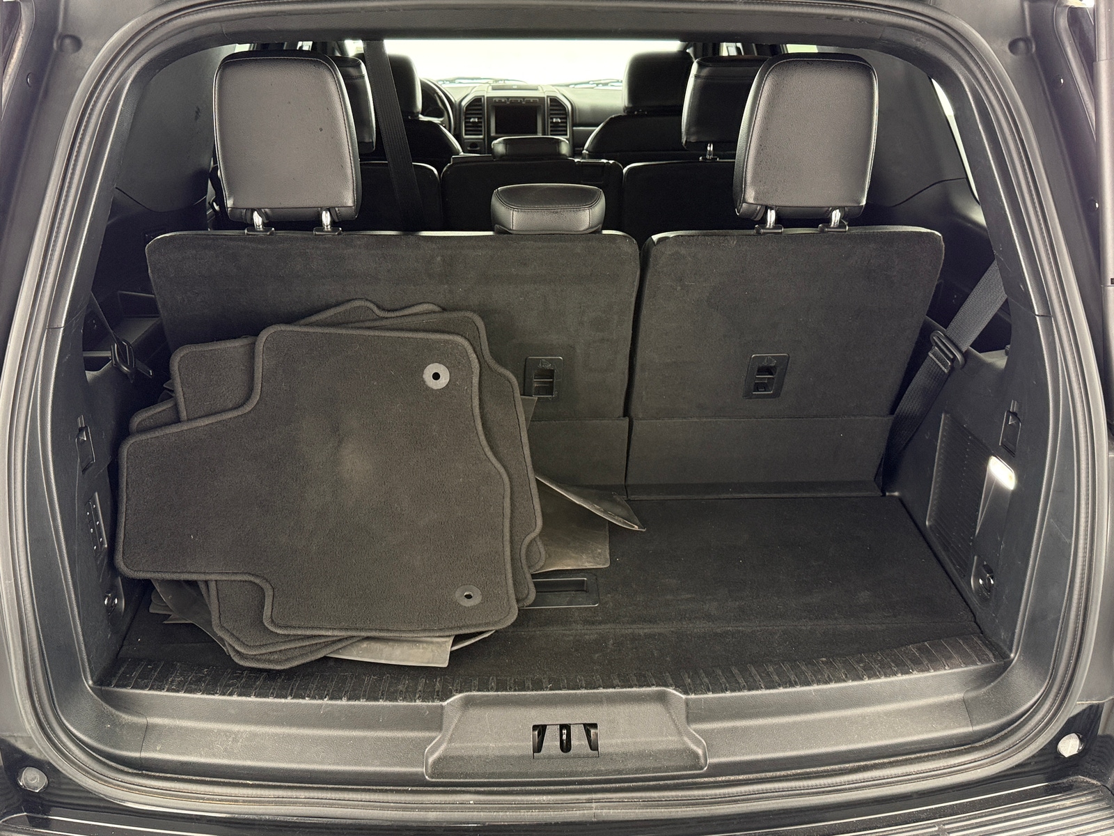 Thumbnail: 2021 Ford Expedition - 6