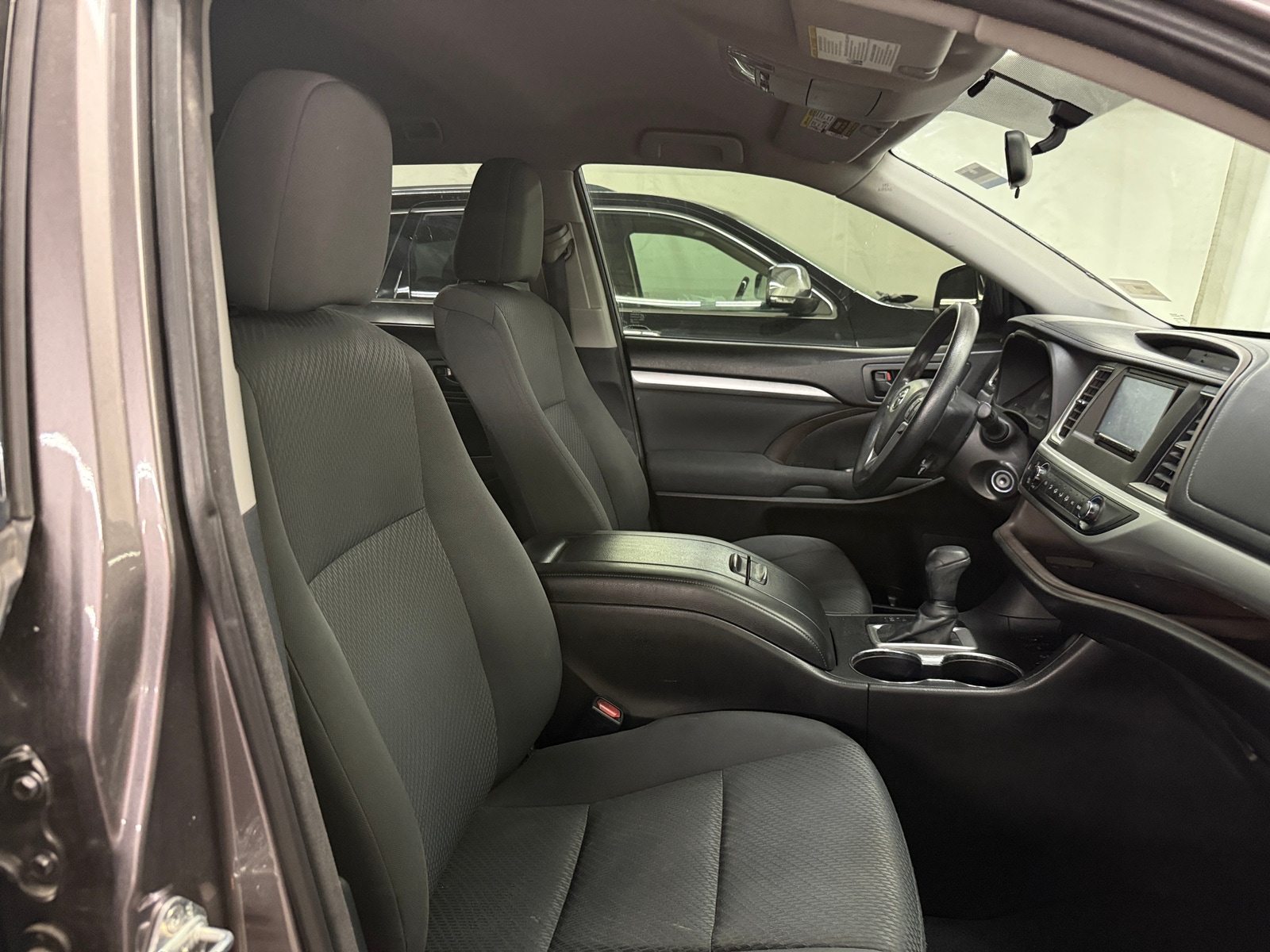 Thumbnail: 2015 Toyota Highlander - 2