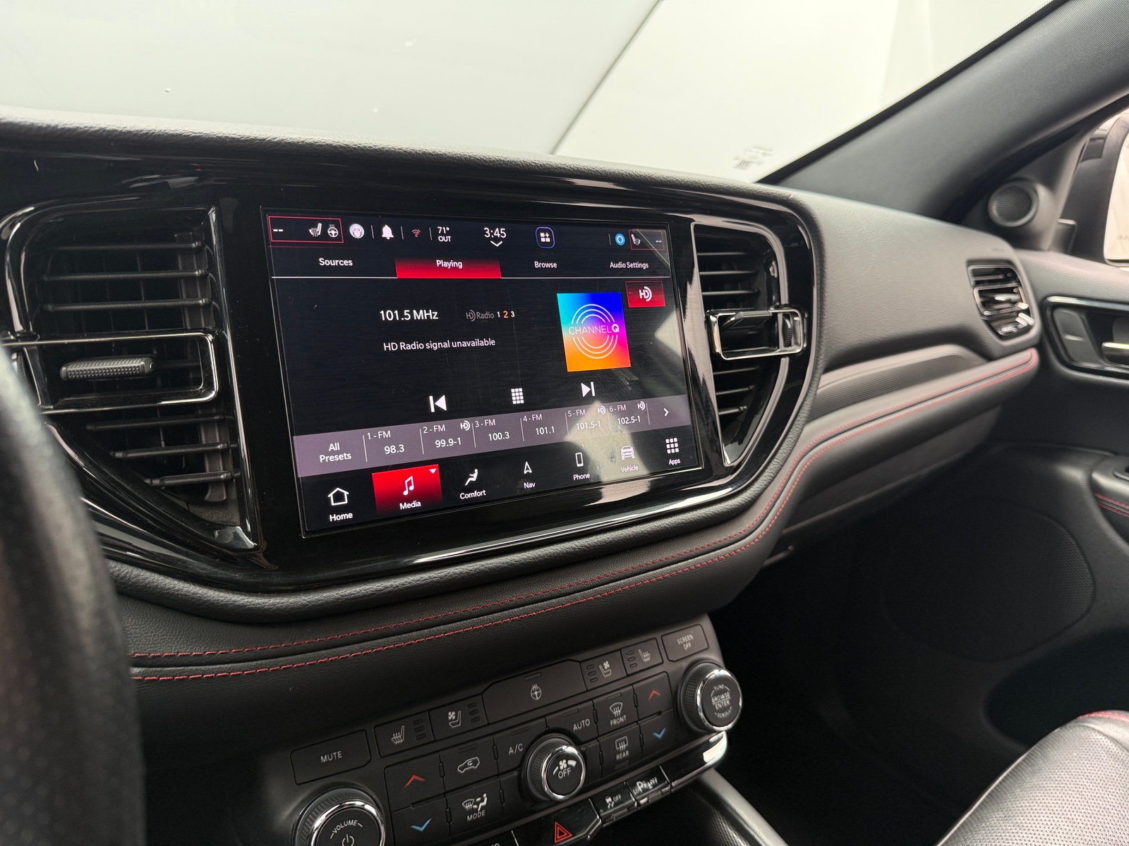 Thumbnail: 2023 Dodge Durango - 3