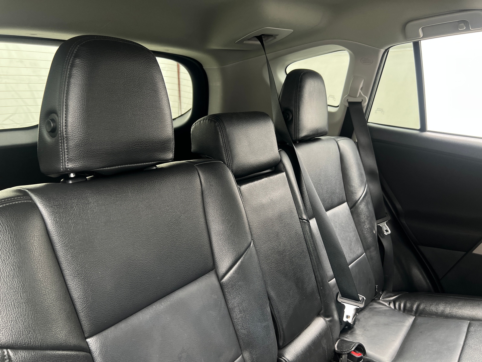 Thumbnail: 2015 Toyota RAV4 - 6