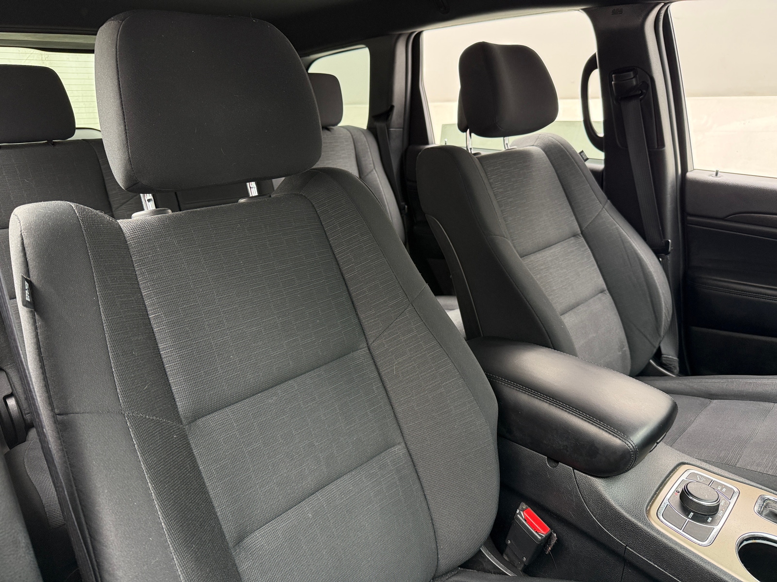 Thumbnail: 2017 Jeep Grand Cherokee - 2