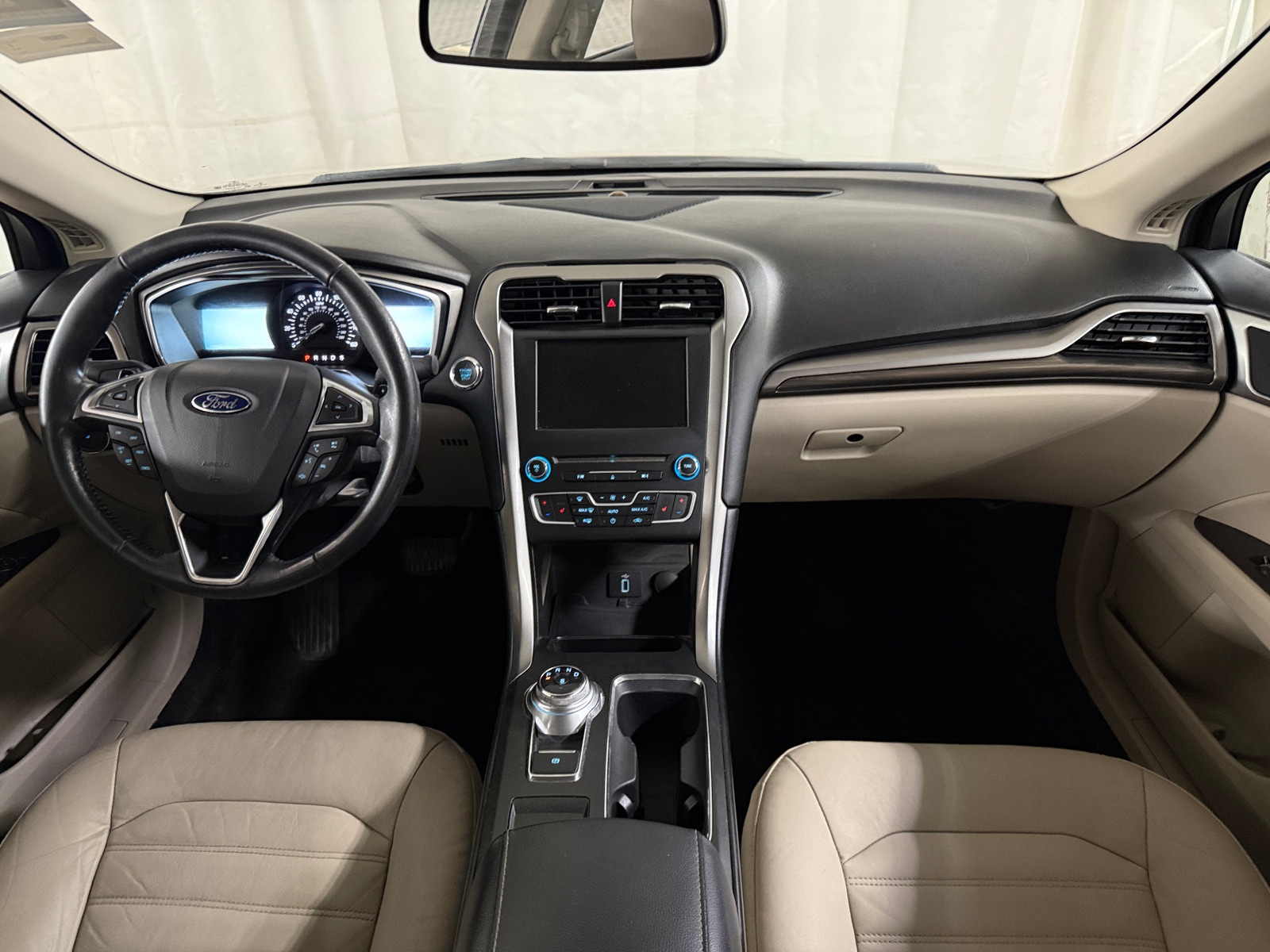 Thumbnail: 2017 Ford Fusion - 3