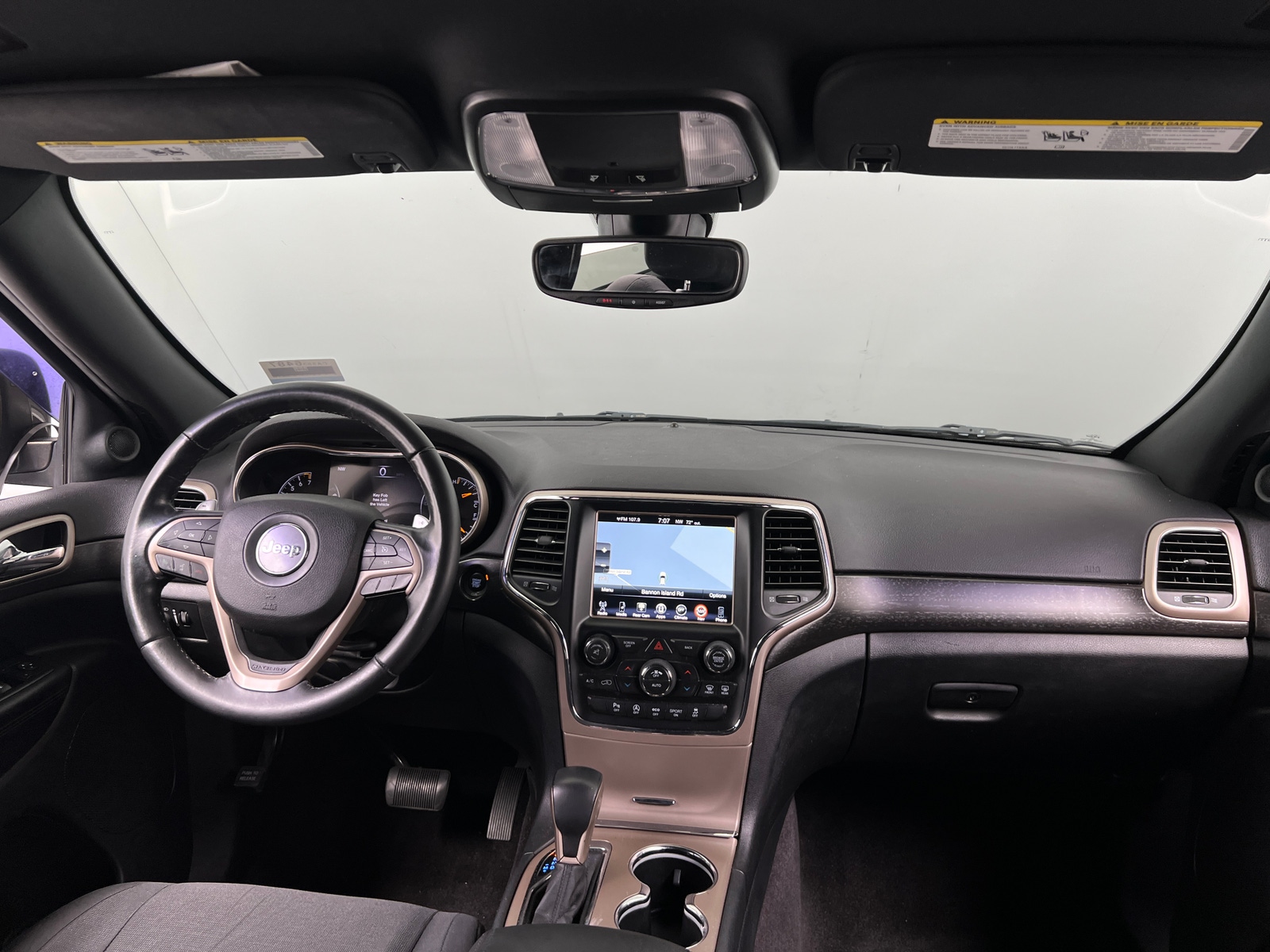 Thumbnail: 2017 Jeep Grand Cherokee - 3