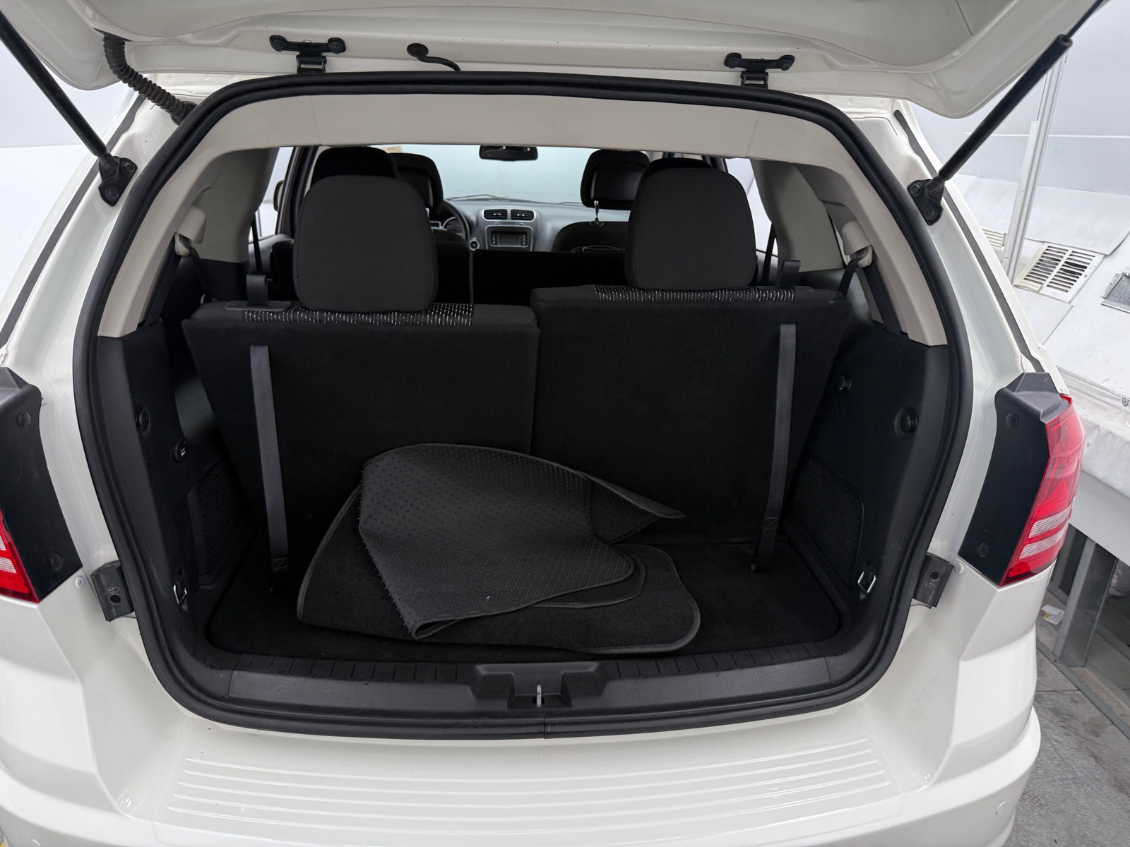 Thumbnail: 2020 Dodge Journey - 7