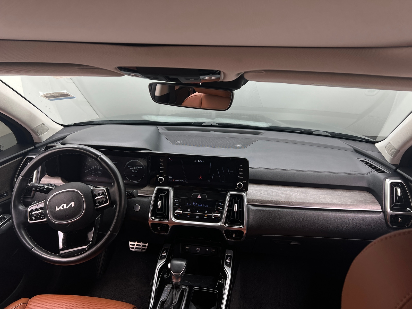 Thumbnail: 2022 Kia Sorento - 2