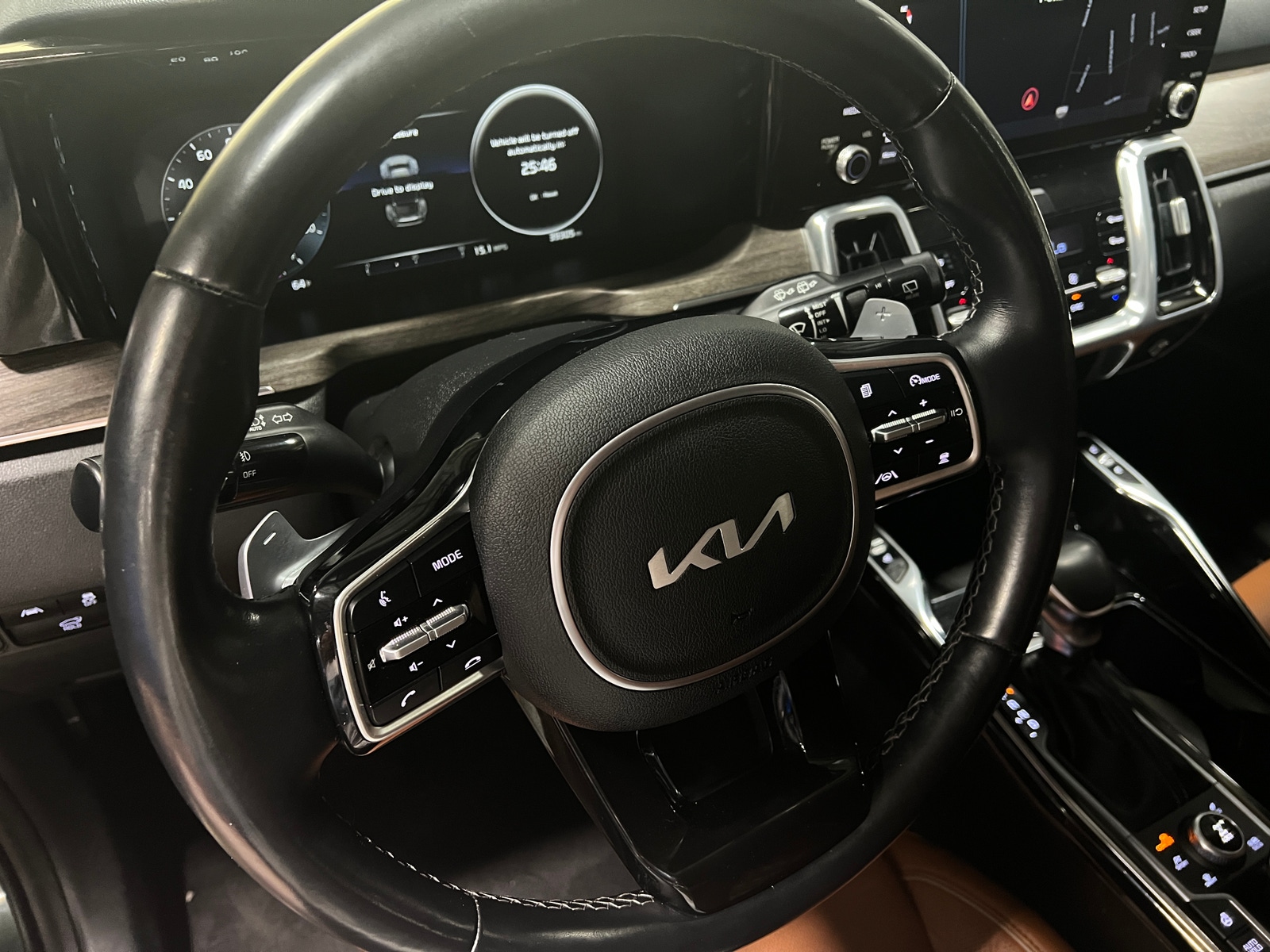 Thumbnail: 2022 Kia Sorento - 4